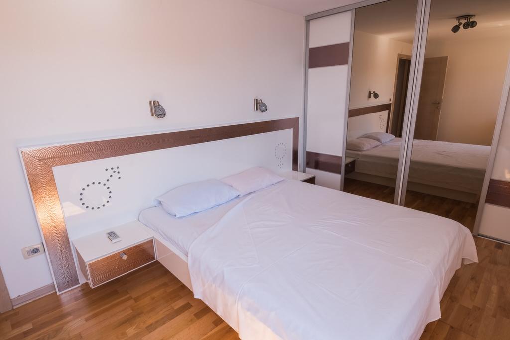דירות סבטי סטפן Private Penthouse Djurasevic מראה חיצוני תמונה